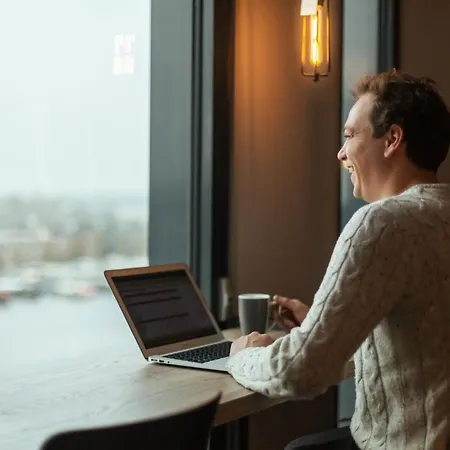 - The Niu Tab Main Station By Ihg Düsseldorf