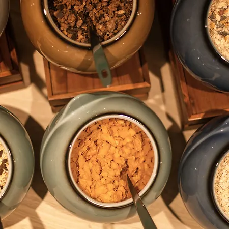 - The Niu Tab Main Station By Ihg Düsseldorf