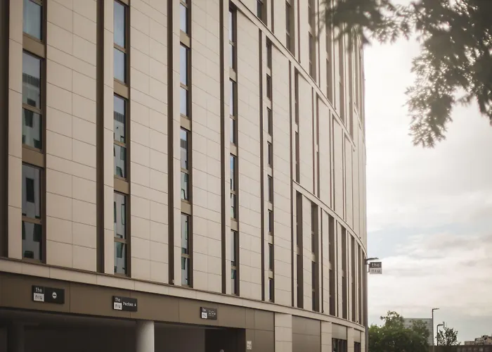 - The Niu Tab Main Station By Ihg 뒤셀도르프