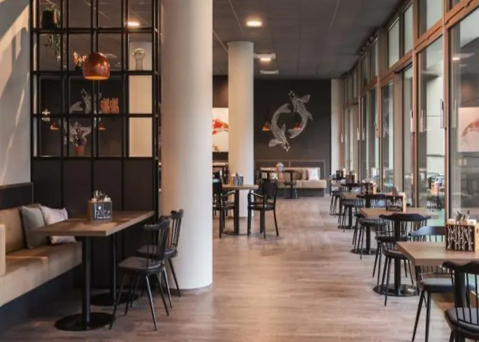 Отель - The Niu Tab Main Station By Ihg