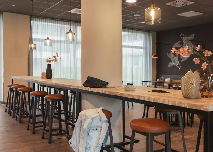 - The Niu Tab Main Station By Ihg Дюссельдорф