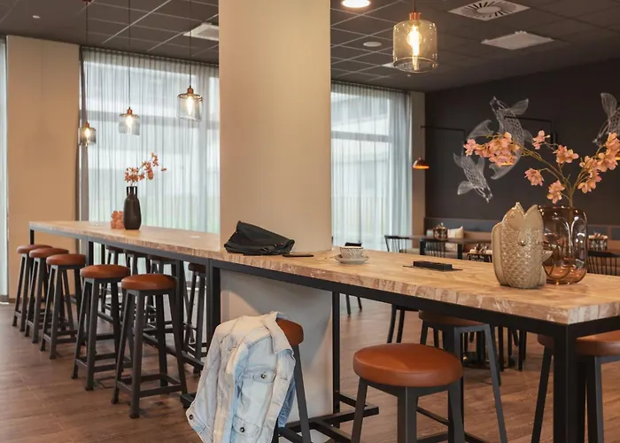 Hotel - The Niu Tab Main Station By Ihg