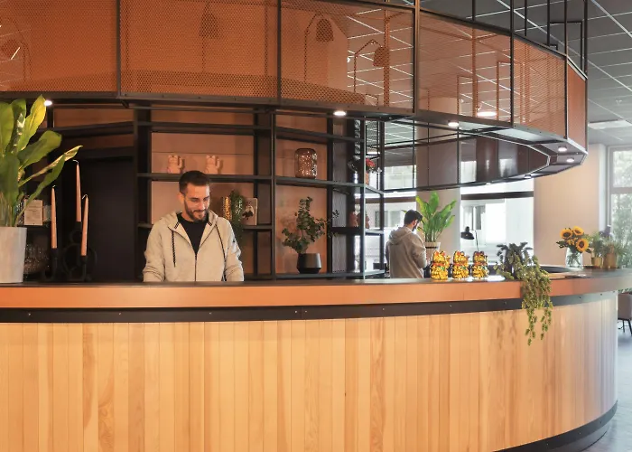 - The Niu Tab Main Station By Ihg Hotel 3*