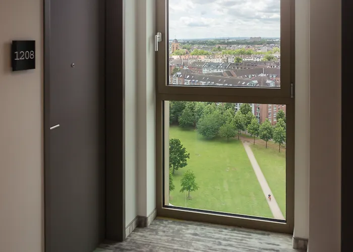 - The Niu Tab Main Station By Ihg 3*