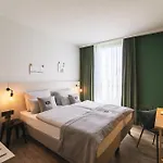 - The Niu Tab Main Station By Ihg 3*