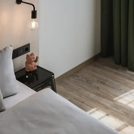 Отель - The Niu Tab Main Station By Ihg Дюссельдорф