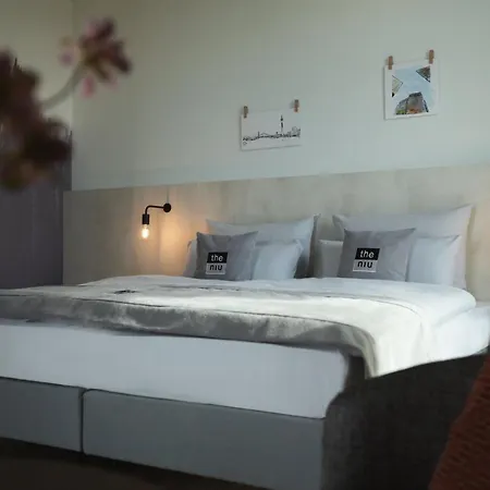 - The Niu Tab Main Station By Ihg Hotel Dusseldorf