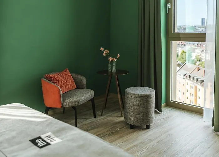 - The Niu Tab Main Station By Ihg デュッセルドルフ