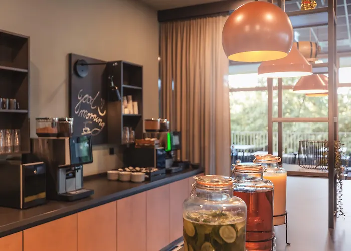 - The Niu Tab Main Station By Ihg デュッセルドルフ