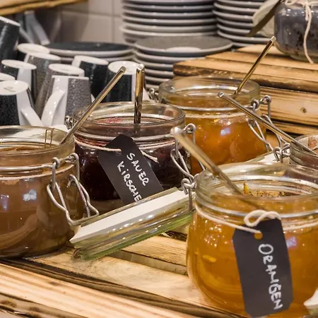 - The Niu Tab Main Station By Ihg 3*