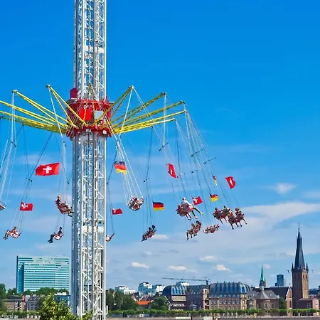 - The Niu Tab Main Station By Ihg Düsseldorf